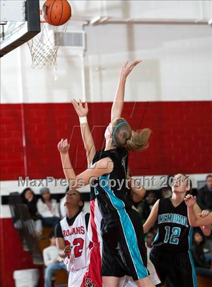 Thumbnail 1 in Pasadena Memorial vs South Houston photogallery.