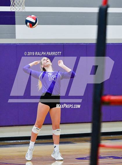 Thumbnail 3 in Pearland vs. Ridge Point  photogallery.