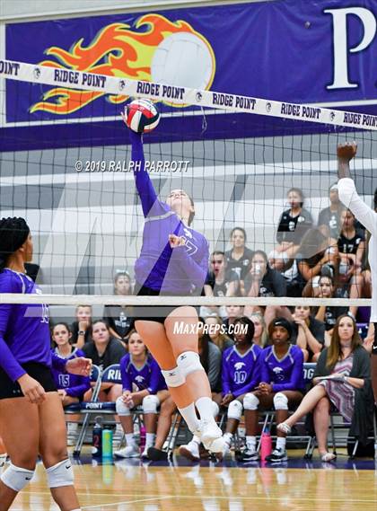 Thumbnail 2 in Pearland vs. Ridge Point  photogallery.