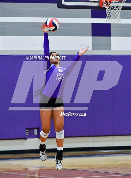 Thumbnail 1 in Pearland vs. Ridge Point  photogallery.