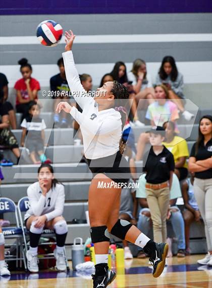 Thumbnail 1 in Pearland vs. Ridge Point  photogallery.