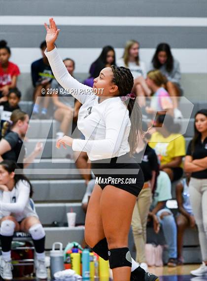 Thumbnail 2 in Pearland vs. Ridge Point  photogallery.