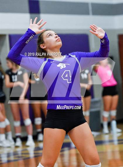 Thumbnail 1 in Pearland vs. Ridge Point  photogallery.