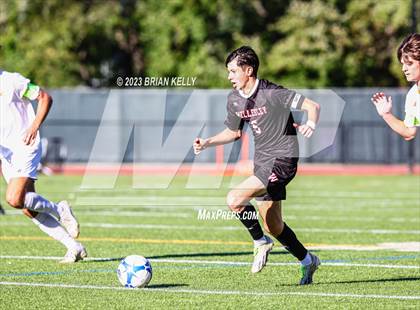 Thumbnail 2 in Newton North @ Wellesley photogallery.