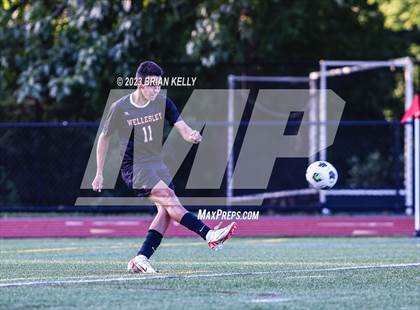 Thumbnail 1 in Newton North @ Wellesley photogallery.