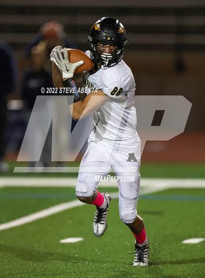 Thumbnail 1 in Arapahoe @ Cherokee Trail photogallery.