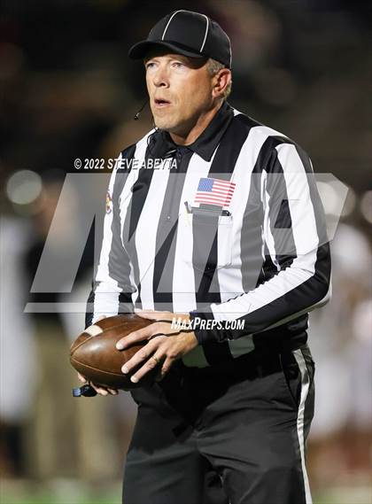 Thumbnail 2 in Arapahoe @ Cherokee Trail photogallery.