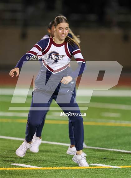 Thumbnail 1 in Arapahoe @ Cherokee Trail photogallery.