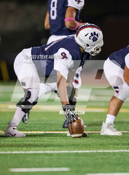 Thumbnail 1 in Arapahoe @ Cherokee Trail photogallery.