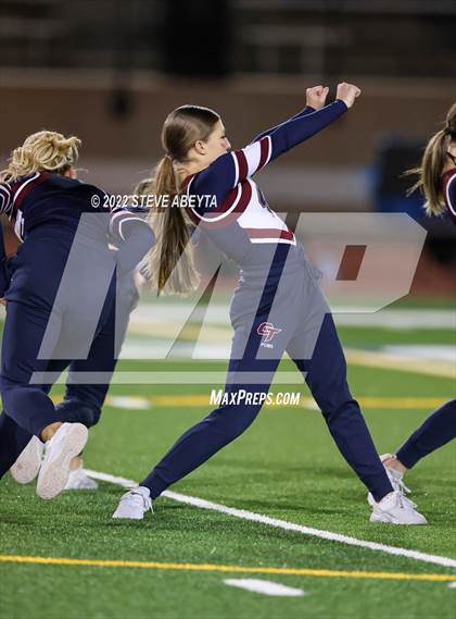 Thumbnail 1 in Arapahoe @ Cherokee Trail photogallery.