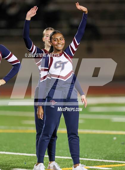Thumbnail 1 in Arapahoe @ Cherokee Trail photogallery.