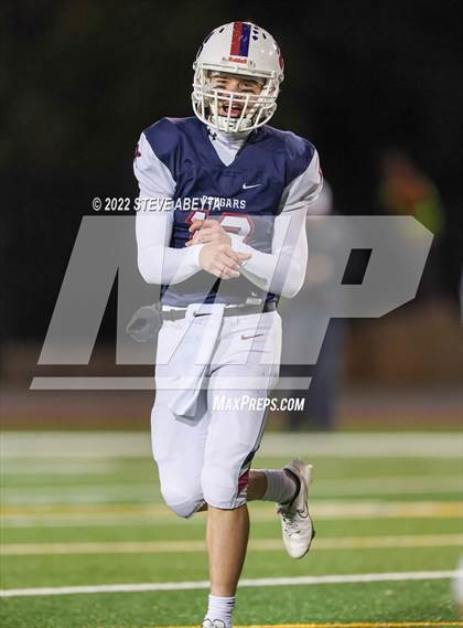 Thumbnail 3 in Arapahoe @ Cherokee Trail photogallery.