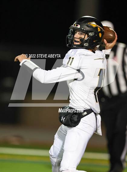 Thumbnail 1 in Arapahoe @ Cherokee Trail photogallery.