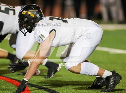 Thumbnail 1 in Arapahoe @ Cherokee Trail photogallery.