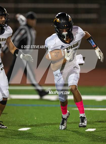 Thumbnail 1 in Arapahoe @ Cherokee Trail photogallery.
