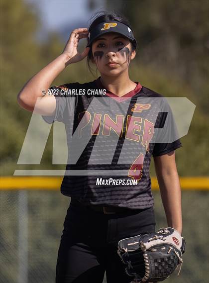 Thumbnail 3 in Ukiah vs Piner photogallery.