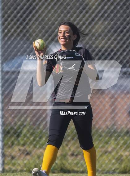 Thumbnail 3 in Ukiah vs Piner photogallery.