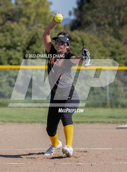 Thumbnail 3 in Ukiah vs Piner photogallery.