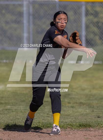 Thumbnail 2 in Ukiah vs Piner photogallery.