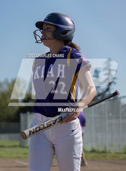 Thumbnail 2 in Ukiah vs Piner photogallery.