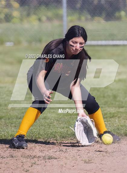 Thumbnail 3 in Ukiah vs Piner photogallery.