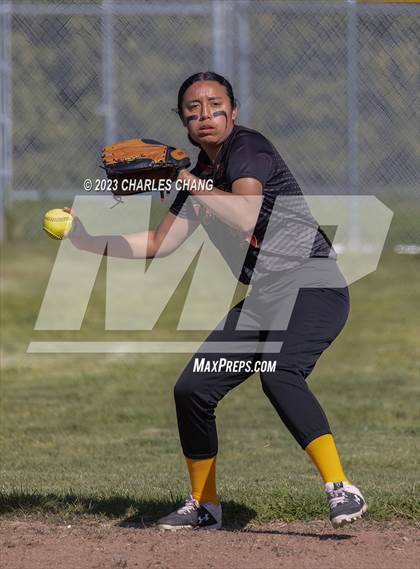Thumbnail 1 in Ukiah vs Piner photogallery.