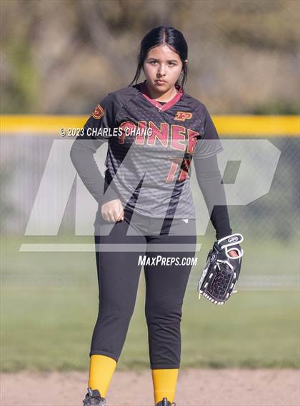 Thumbnail 3 in Ukiah vs Piner photogallery.