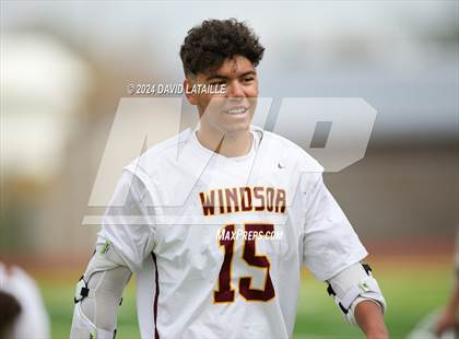 Thumbnail 2 in Glenwood Springs @ Windsor (CHSAA 4A Round 1) photogallery.