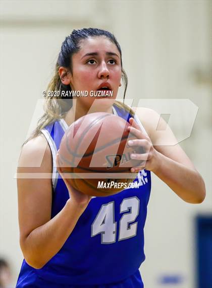 Thumbnail 2 in Caruthers @ Parlier photogallery.