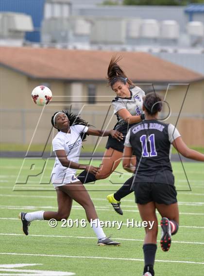 Thumbnail 2 in Cedar Ridge vs Klein (UIL 6A Area Playoff) photogallery.