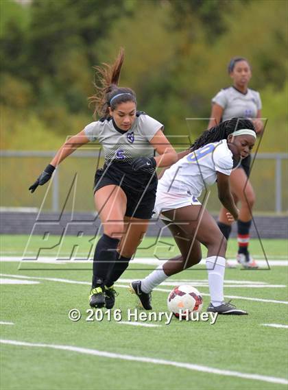 Thumbnail 1 in Cedar Ridge vs Klein (UIL 6A Area Playoff) photogallery.