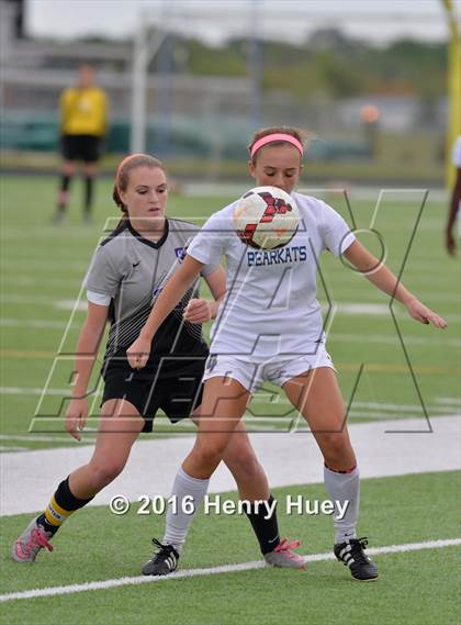 Thumbnail 3 in Cedar Ridge vs Klein (UIL 6A Area Playoff) photogallery.