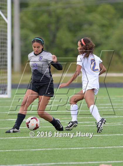 Thumbnail 2 in Cedar Ridge vs Klein (UIL 6A Area Playoff) photogallery.