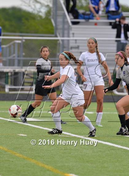 Thumbnail 1 in Cedar Ridge vs Klein (UIL 6A Area Playoff) photogallery.