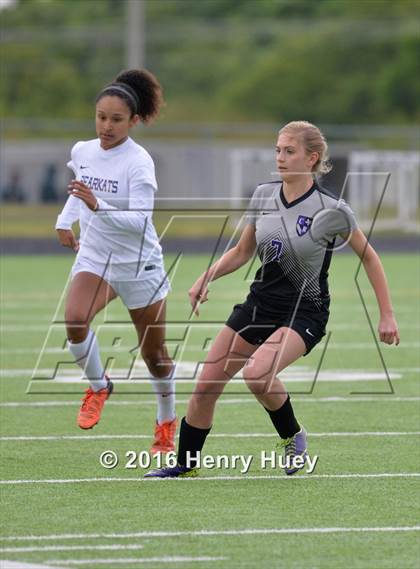 Thumbnail 1 in Cedar Ridge vs Klein (UIL 6A Area Playoff) photogallery.