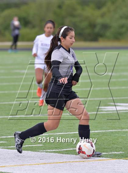 Thumbnail 1 in Cedar Ridge vs Klein (UIL 6A Area Playoff) photogallery.