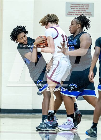 Thumbnail 2 in Capital Christian vs Whitney (Whitney Winter Classic) photogallery.
