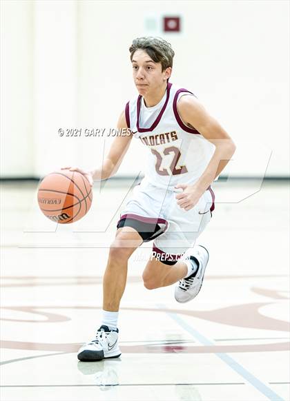 Thumbnail 2 in Capital Christian vs Whitney (Whitney Winter Classic) photogallery.