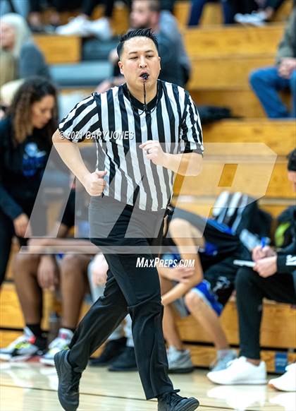 Thumbnail 1 in Capital Christian vs Whitney (Whitney Winter Classic) photogallery.