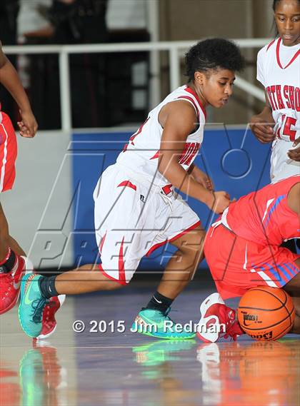 Thumbnail 2 in North Shore vs. Duncanville (McDonald's Texas Invitational) photogallery.