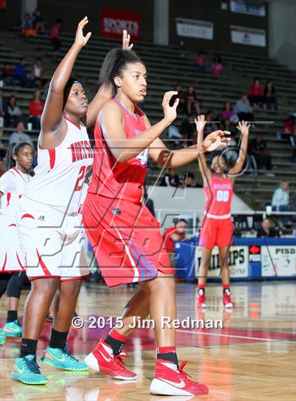 Thumbnail 2 in North Shore vs. Duncanville (McDonald's Texas Invitational) photogallery.