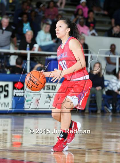 Thumbnail 3 in North Shore vs. Duncanville (McDonald's Texas Invitational) photogallery.