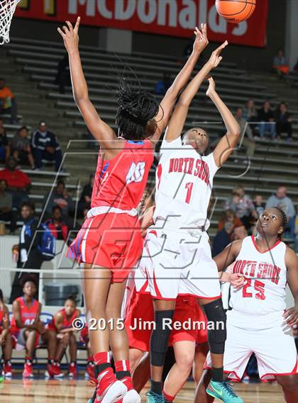 Thumbnail 2 in North Shore vs. Duncanville (McDonald's Texas Invitational) photogallery.