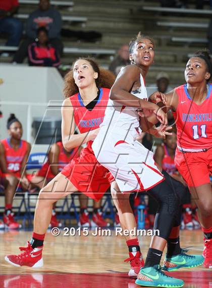 Thumbnail 3 in North Shore vs. Duncanville (McDonald's Texas Invitational) photogallery.