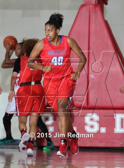 Thumbnail 2 in North Shore vs. Duncanville (McDonald's Texas Invitational) photogallery.