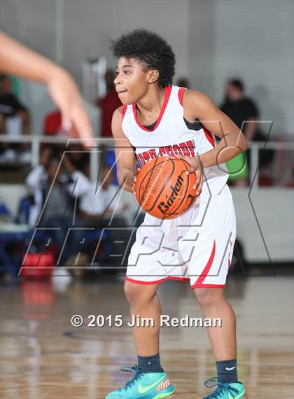 Thumbnail 1 in North Shore vs. Duncanville (McDonald's Texas Invitational) photogallery.