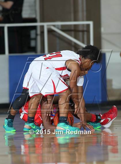 Thumbnail 3 in North Shore vs. Duncanville (McDonald's Texas Invitational) photogallery.