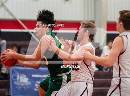 Thumbnail 3 in Scarsdale vs Kentridge (Torrey Pines Holiday Classic) photogallery.