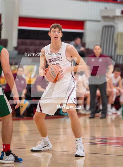Thumbnail 1 in Scarsdale vs Kentridge (Torrey Pines Holiday Classic) photogallery.
