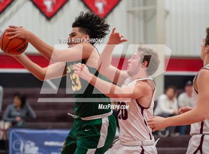 Thumbnail 2 in Scarsdale vs Kentridge (Torrey Pines Holiday Classic) photogallery.